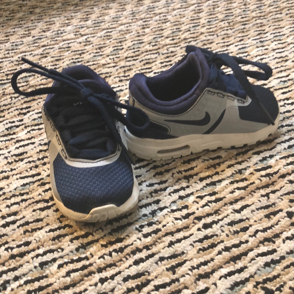 Toddler Nike Air, EUC